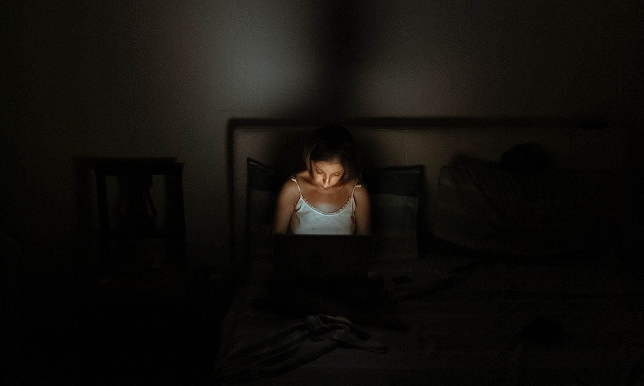 Lo menores se educan en sexo viendo pornografía
