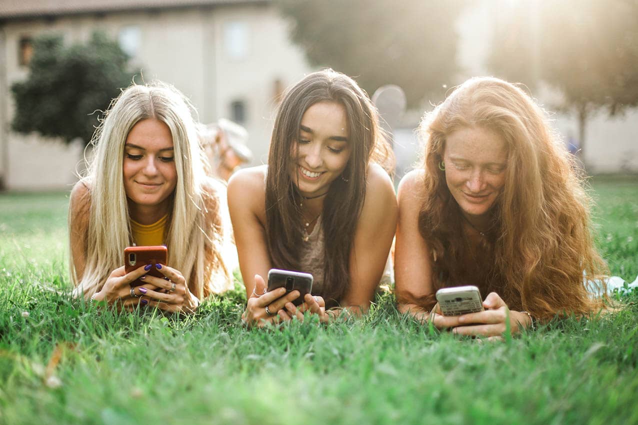 Jóvenes y redes sociales, cómo influyen en su adolescencia